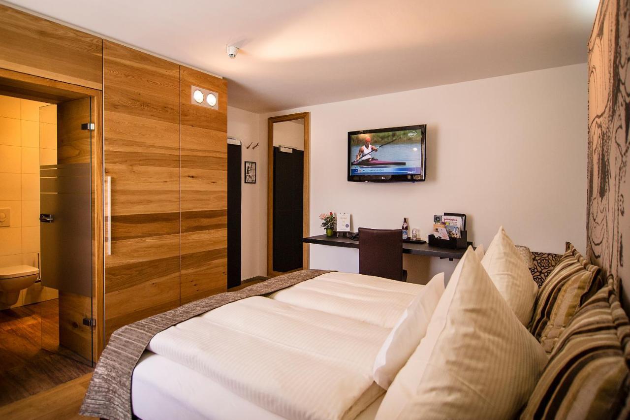 Sperber Braeu Hotel Sulzbach-Rosenberg Buitenkant foto