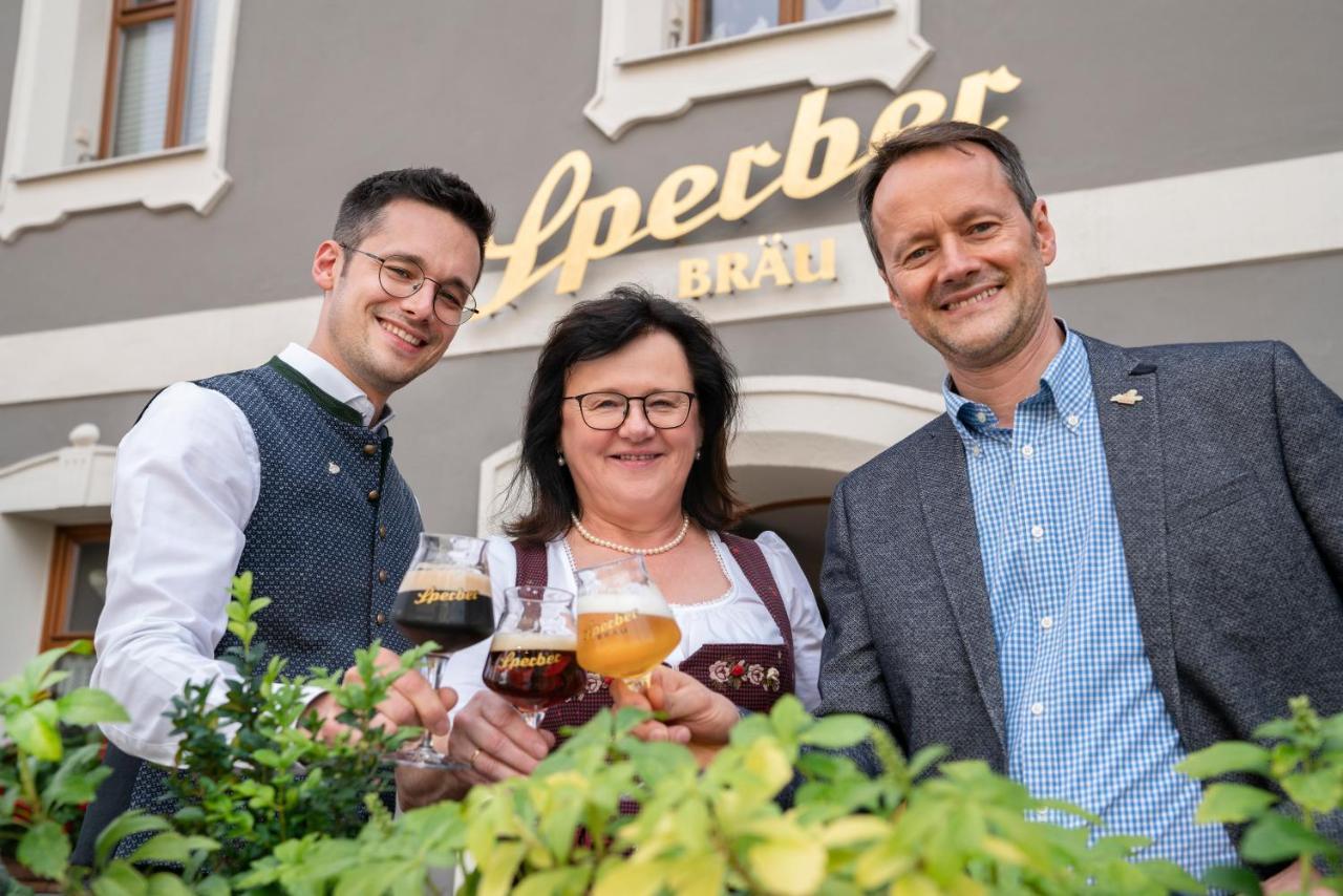 Sperber Braeu Hotel Sulzbach-Rosenberg Buitenkant foto
